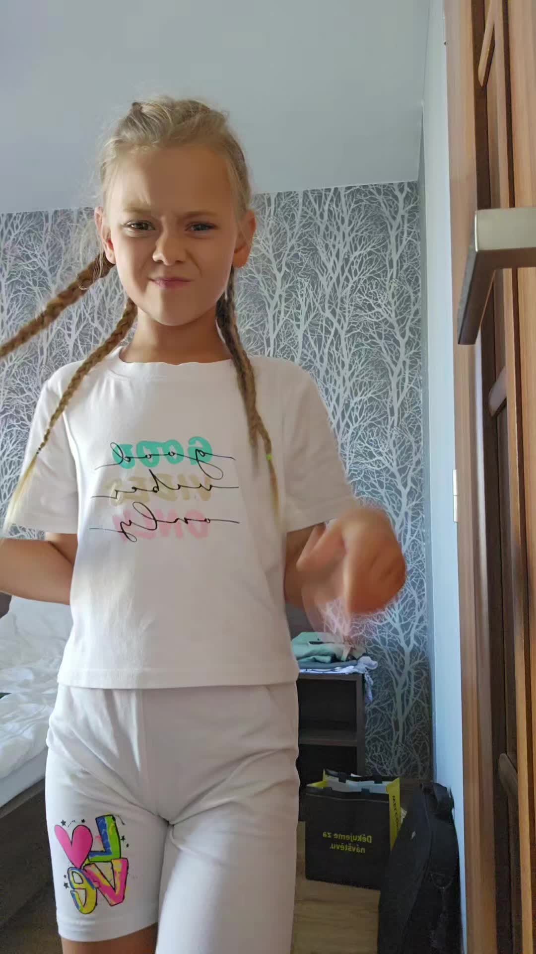 @Evgeniya_Sabadoch