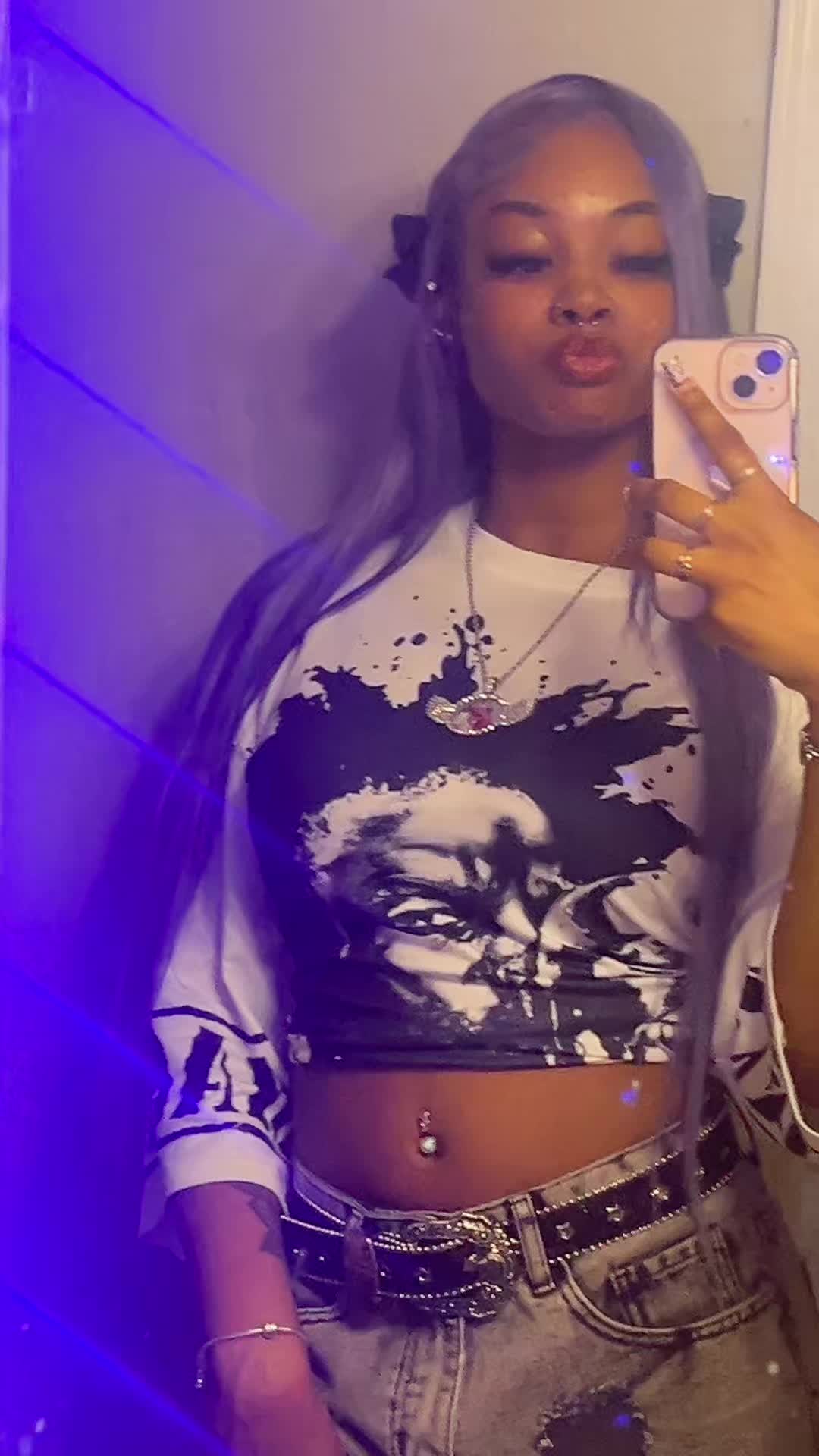 @iiluvbadbitchesss