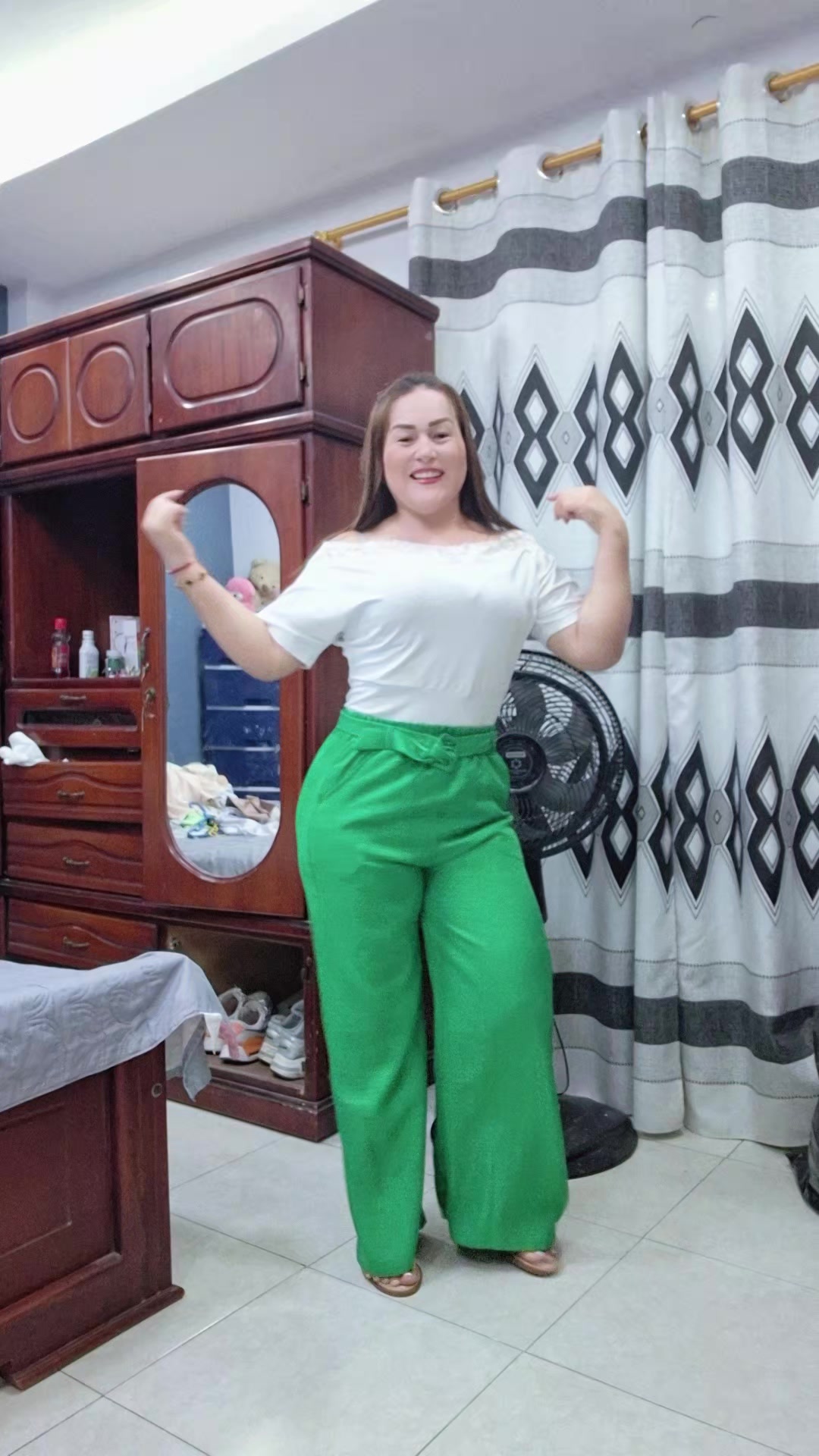 @☘️Chinita Bella☘️