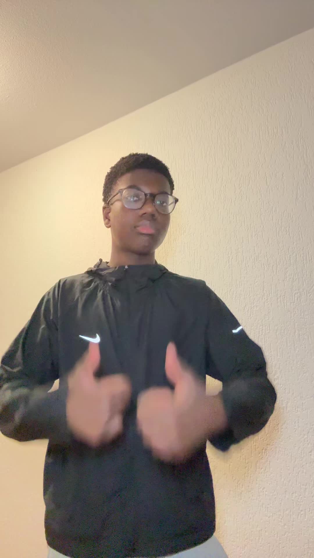 @JoJo⚡️