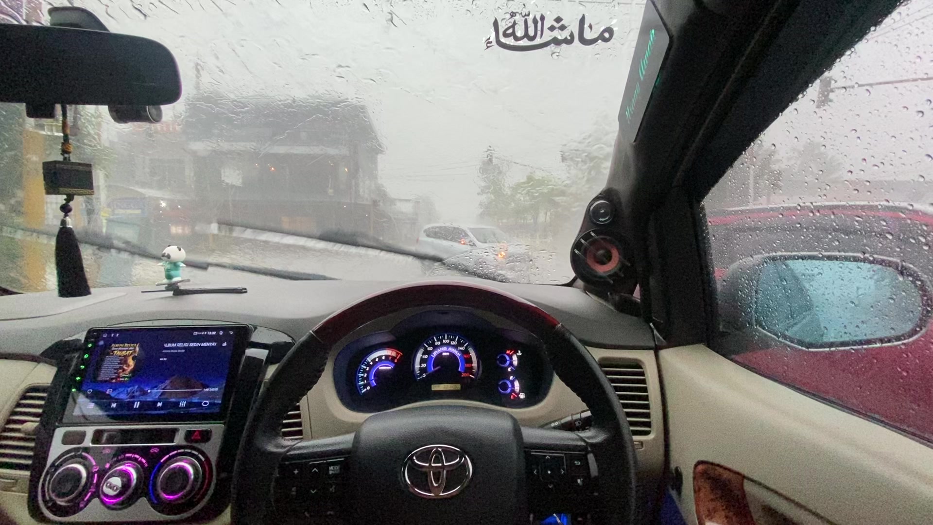 @TravelTaxi Urang Awak