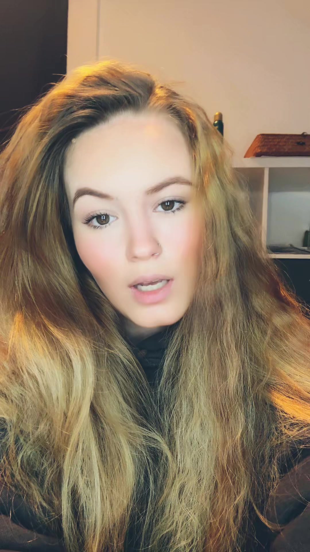 @therealelli