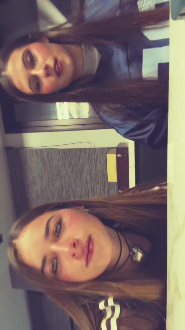 @vickyyf