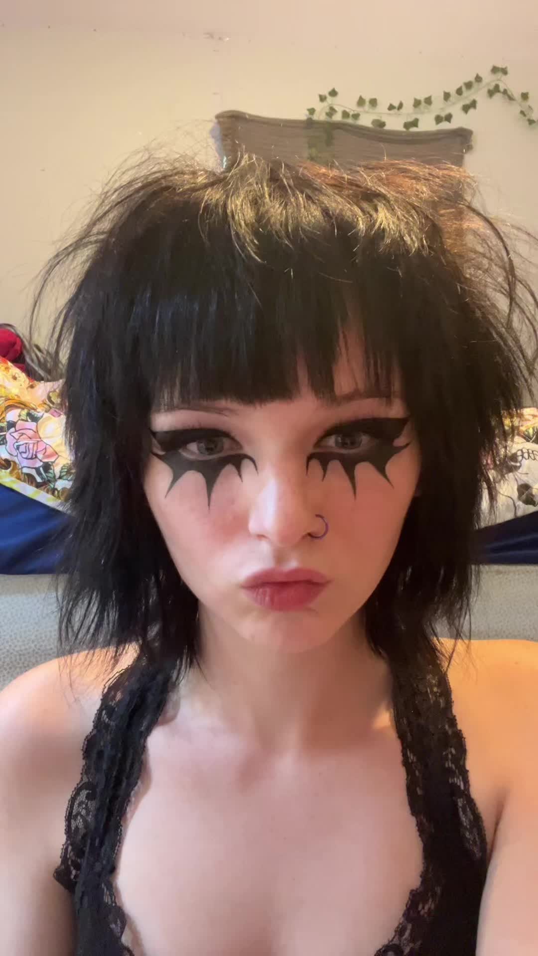 @emo
