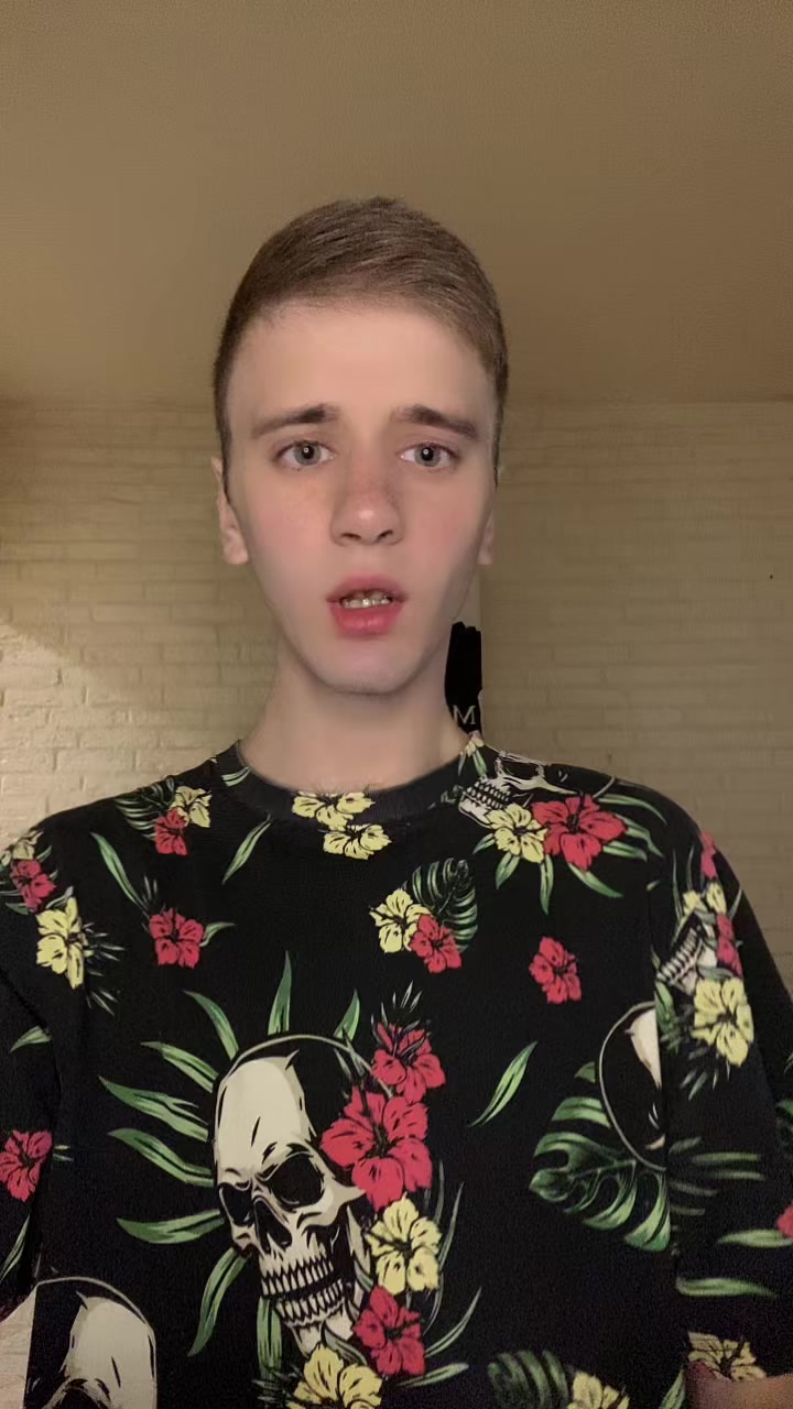 @𝒂𝒏𝒅𝒓𝒚𝒖𝒉𝒂