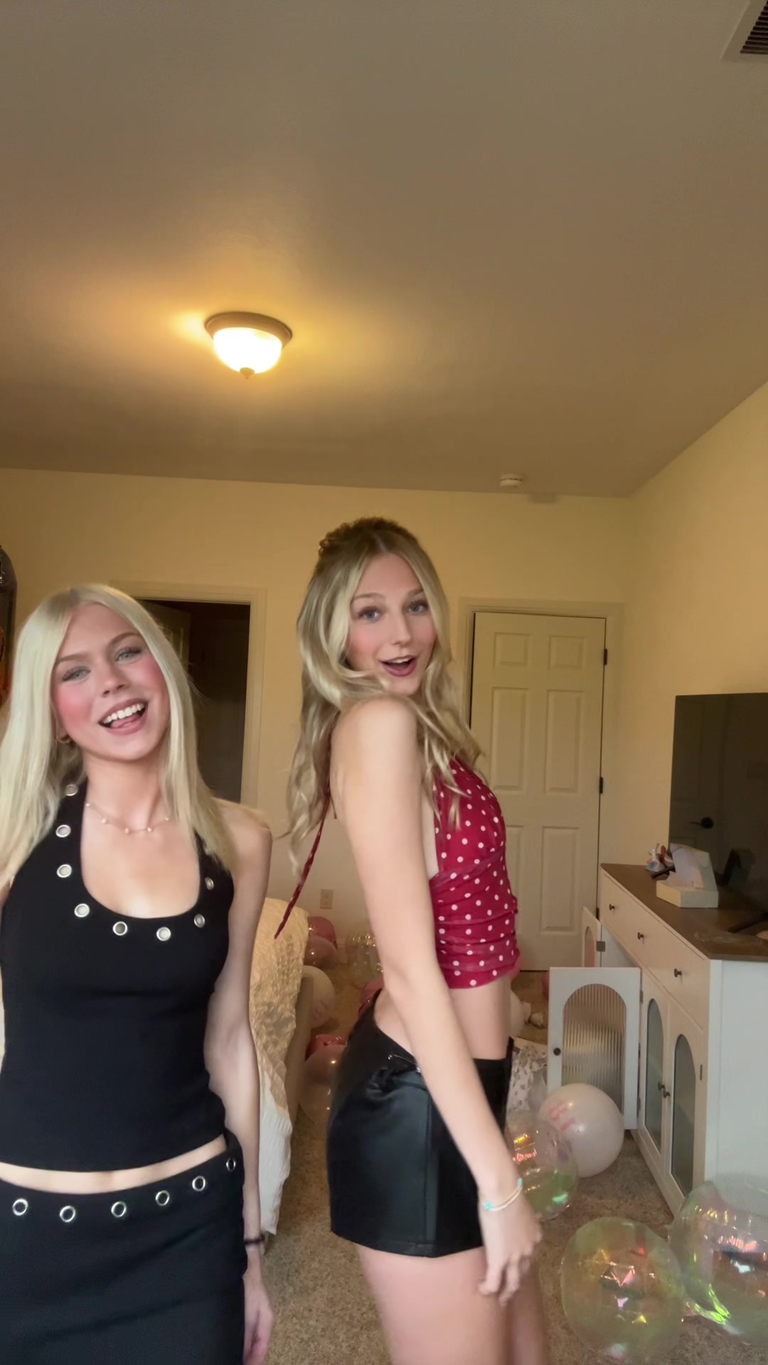 @Baylee