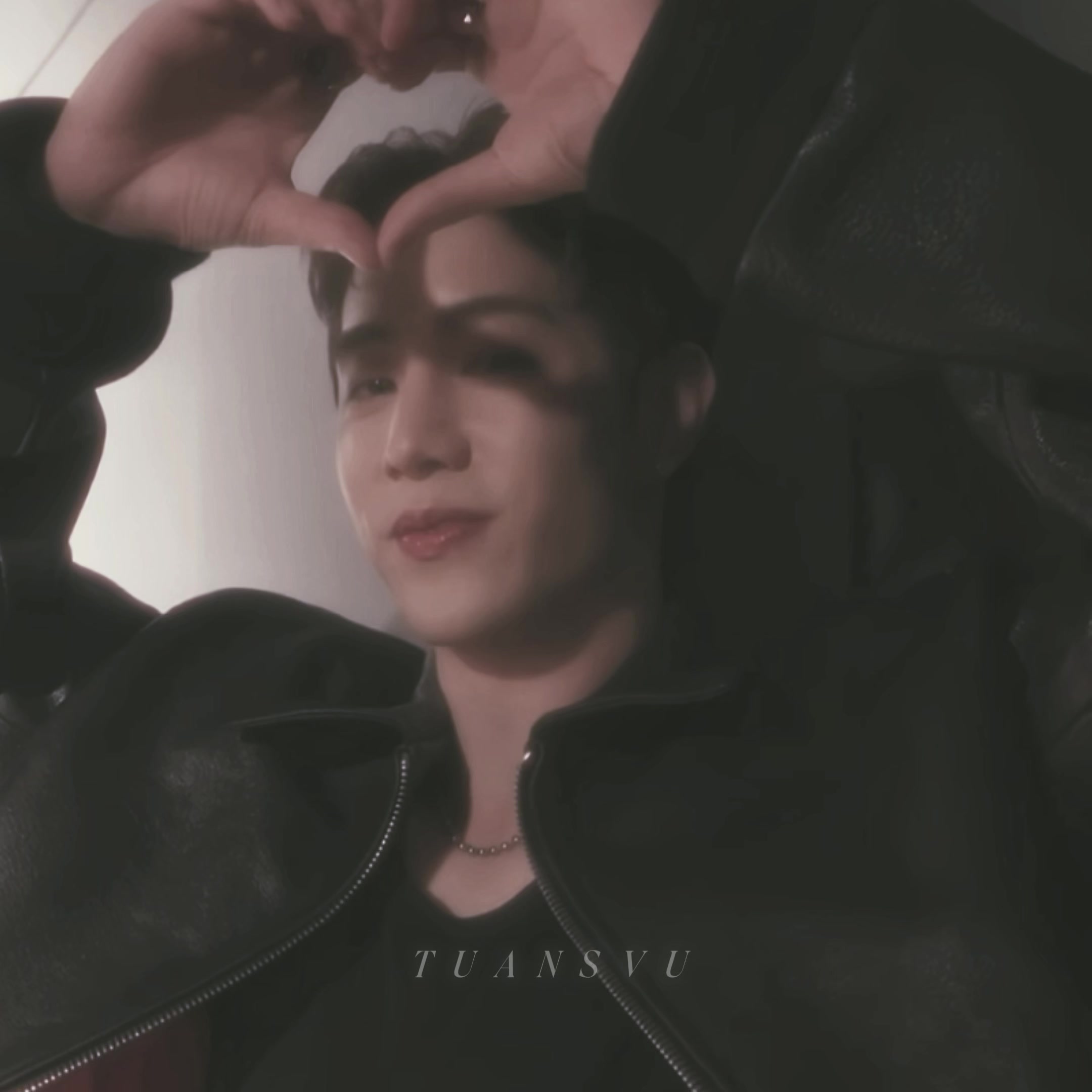 @mark luvr <3
