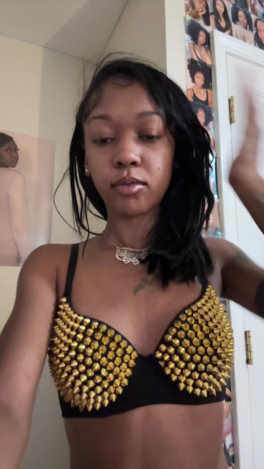 @miss zvixen