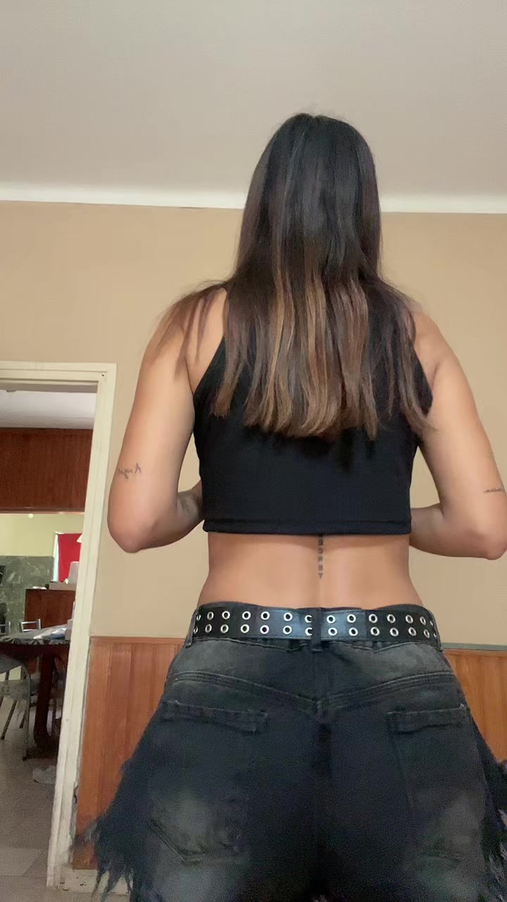 @Antonellaa