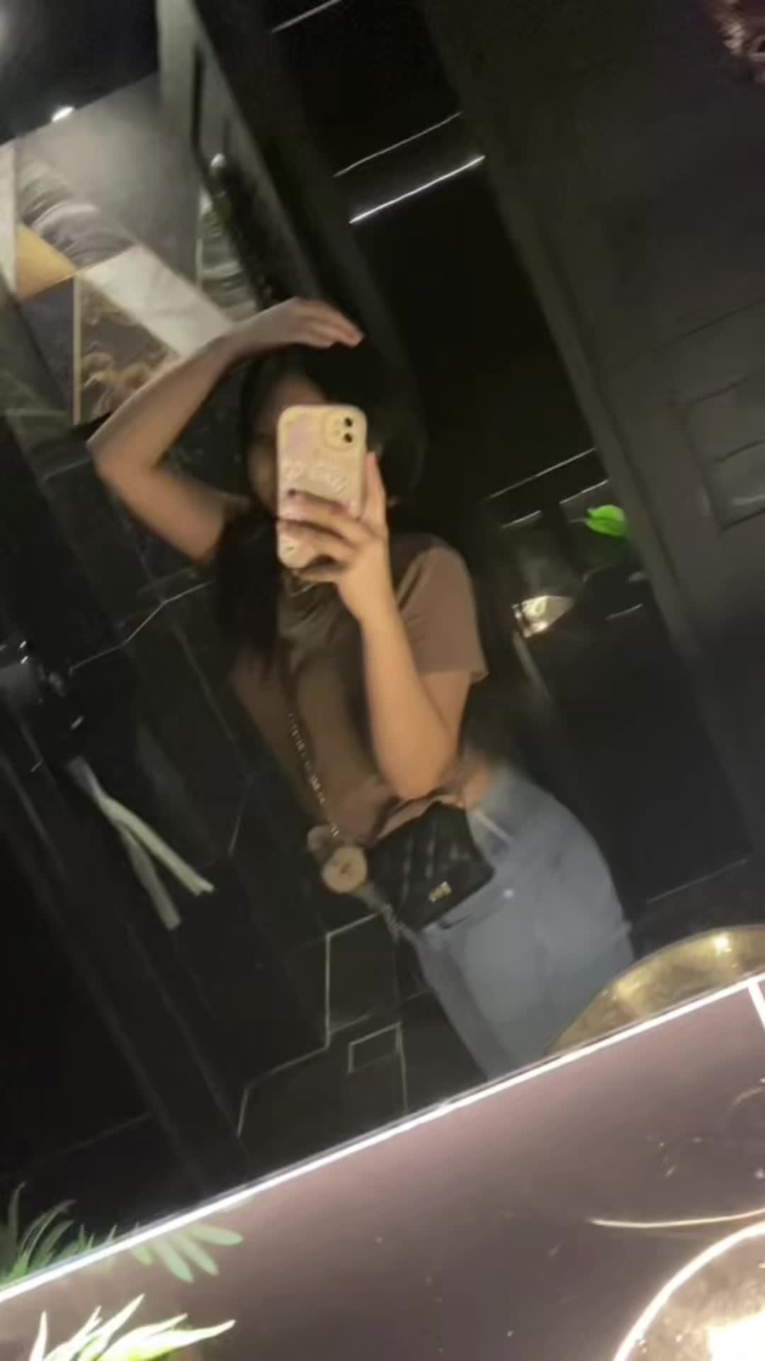 @r