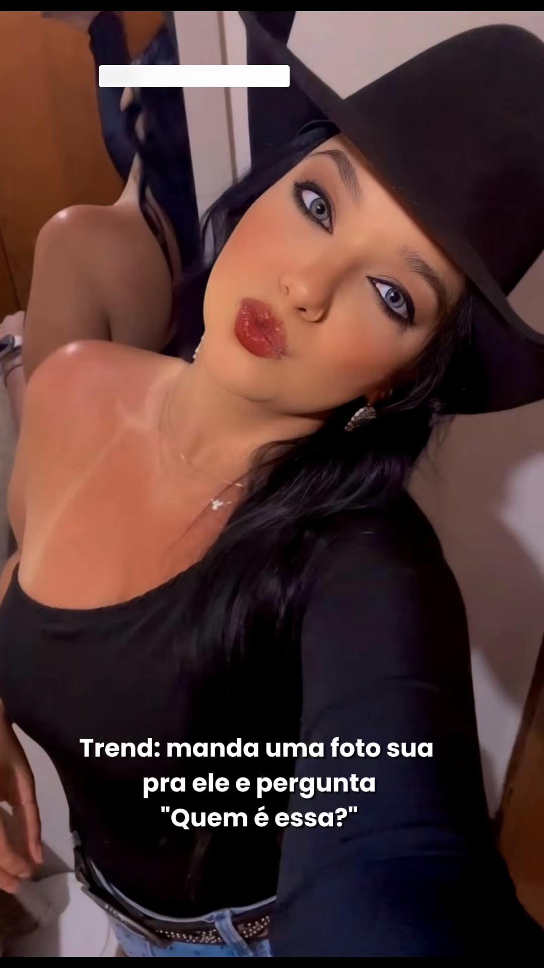 @Emillypeerez