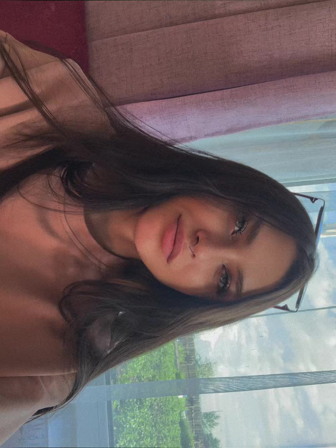 @🦋