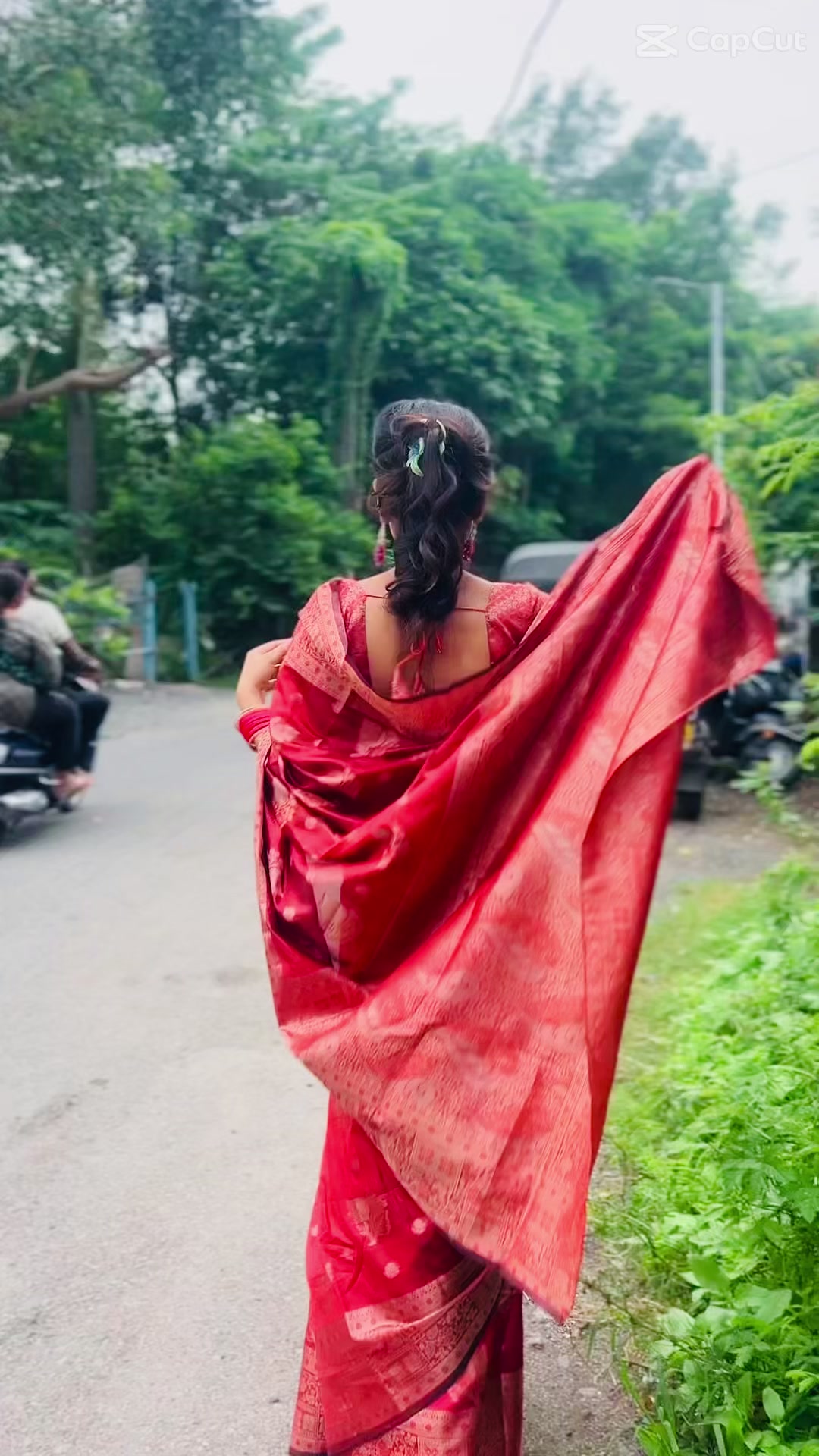 @ऋतु 🦋🖤