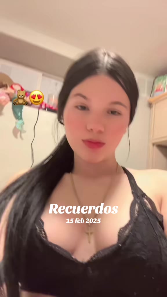@𝓛𝓪_𝓕𝓻𝓮𝓼𝓲𝓽𝓪🍓🇺🇸