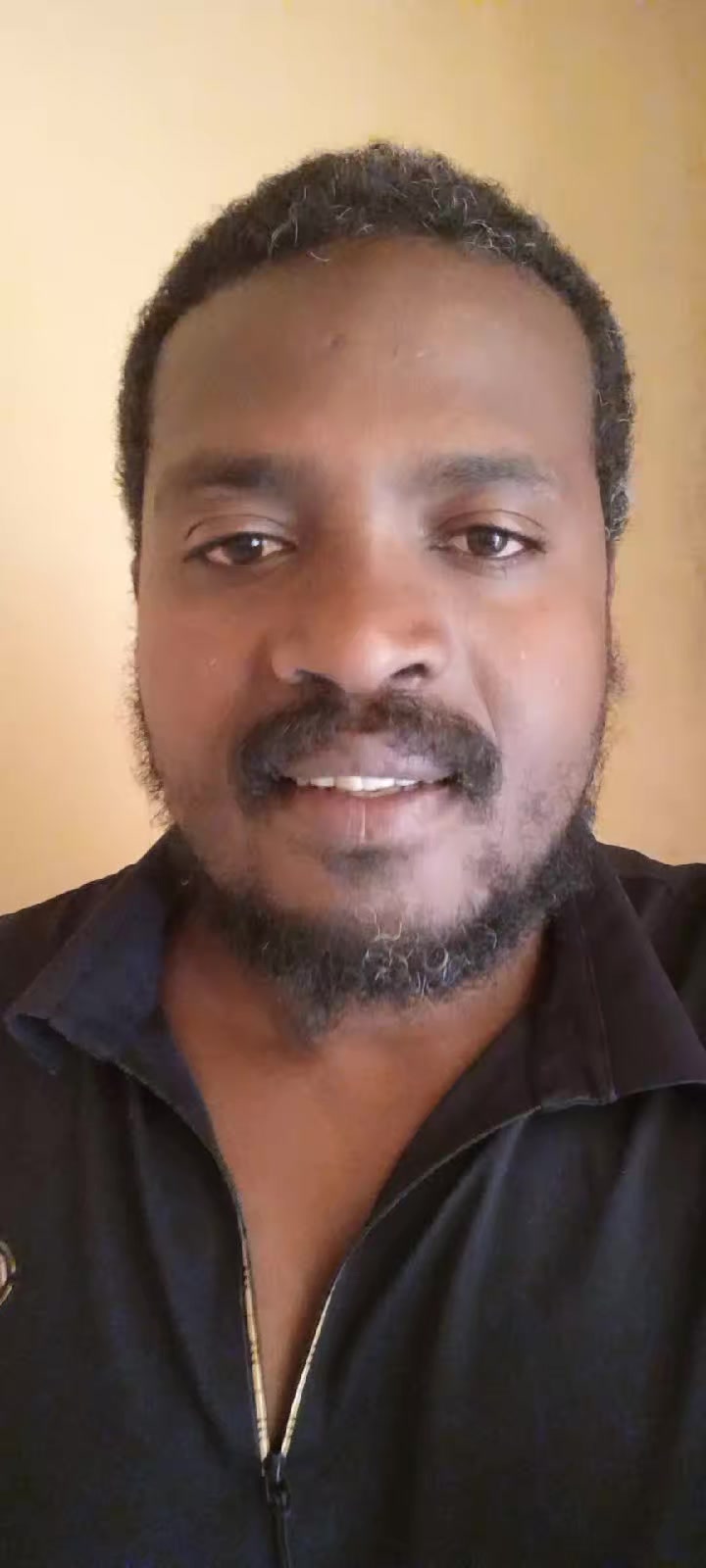 @ዲዮ ነኝ ወርቃማው ቁልፍ
