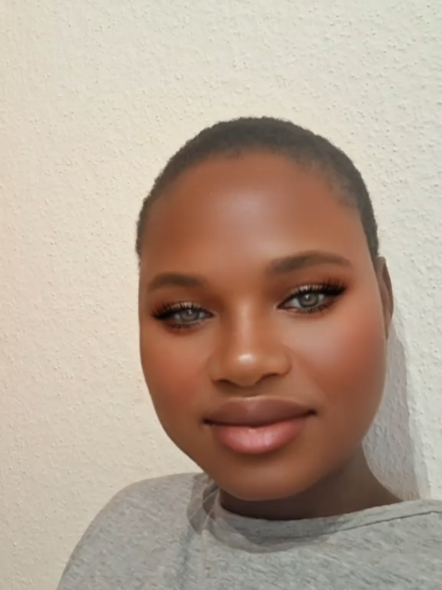 @Isabella
