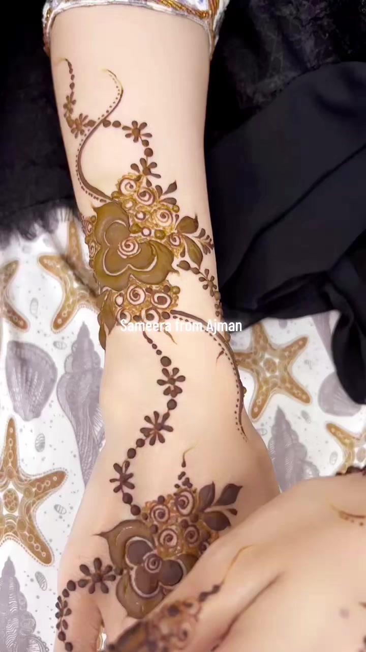 @hennaArtist Samee🖤