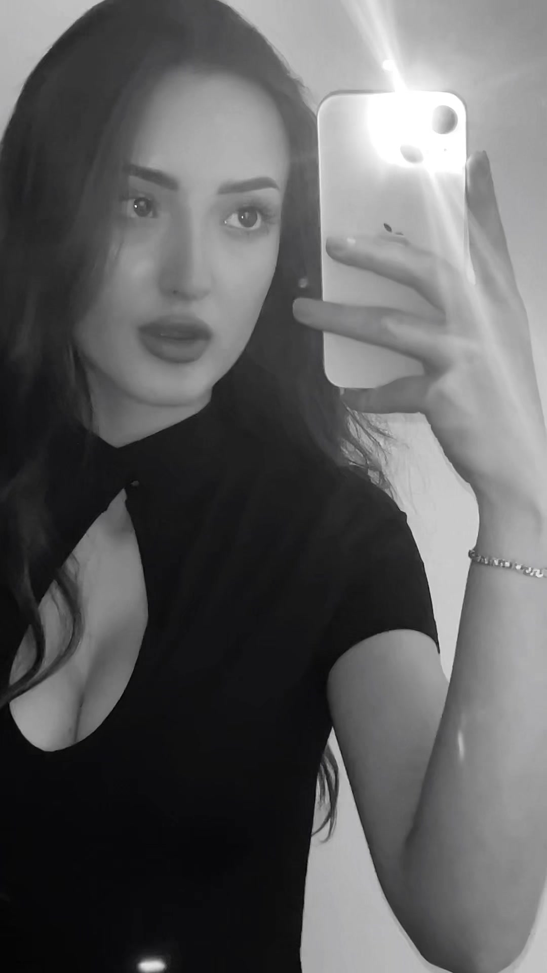 @𝕾𝖓𝖎𝖟𝖍𝖆𝖓𝖆
