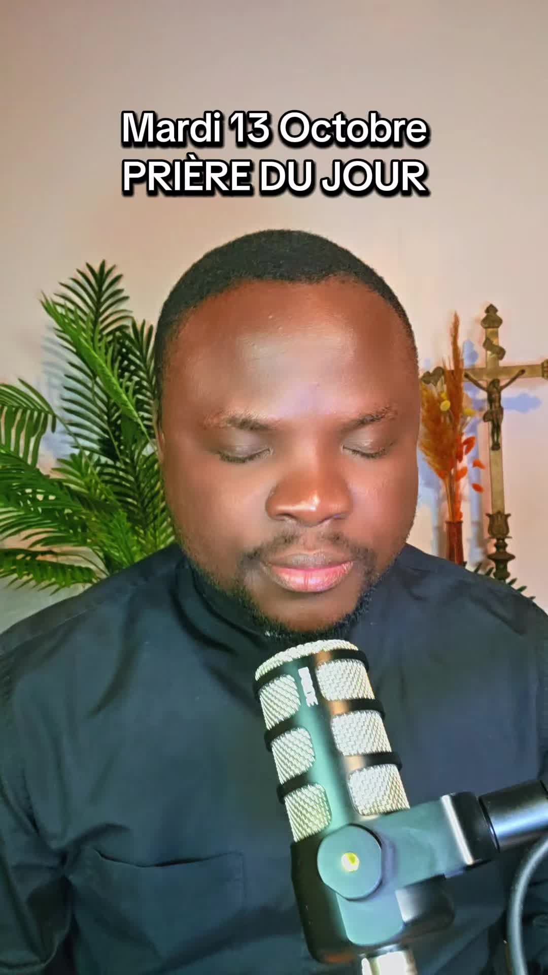 @Padre Précieux 🇨🇵🇻🇦