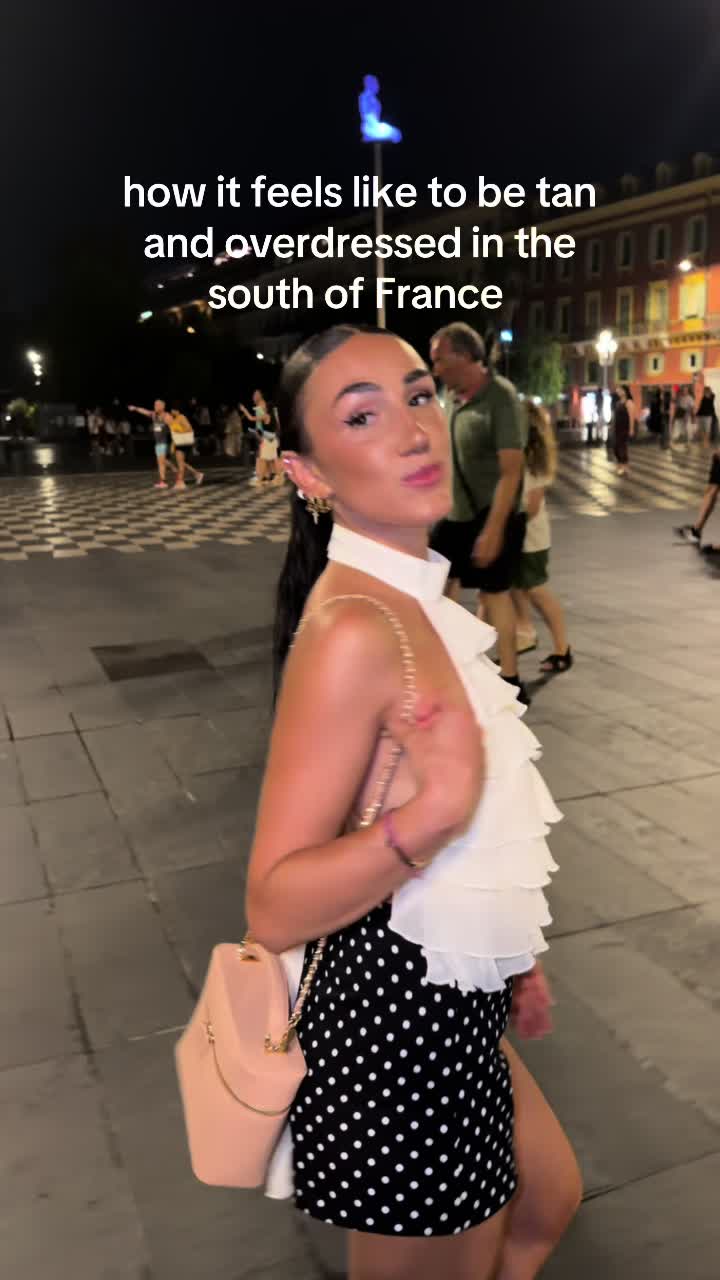 @ilaryelly