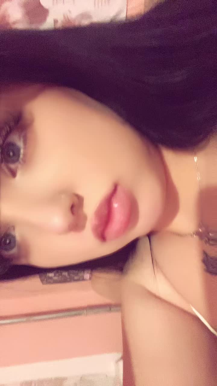 @Маленька