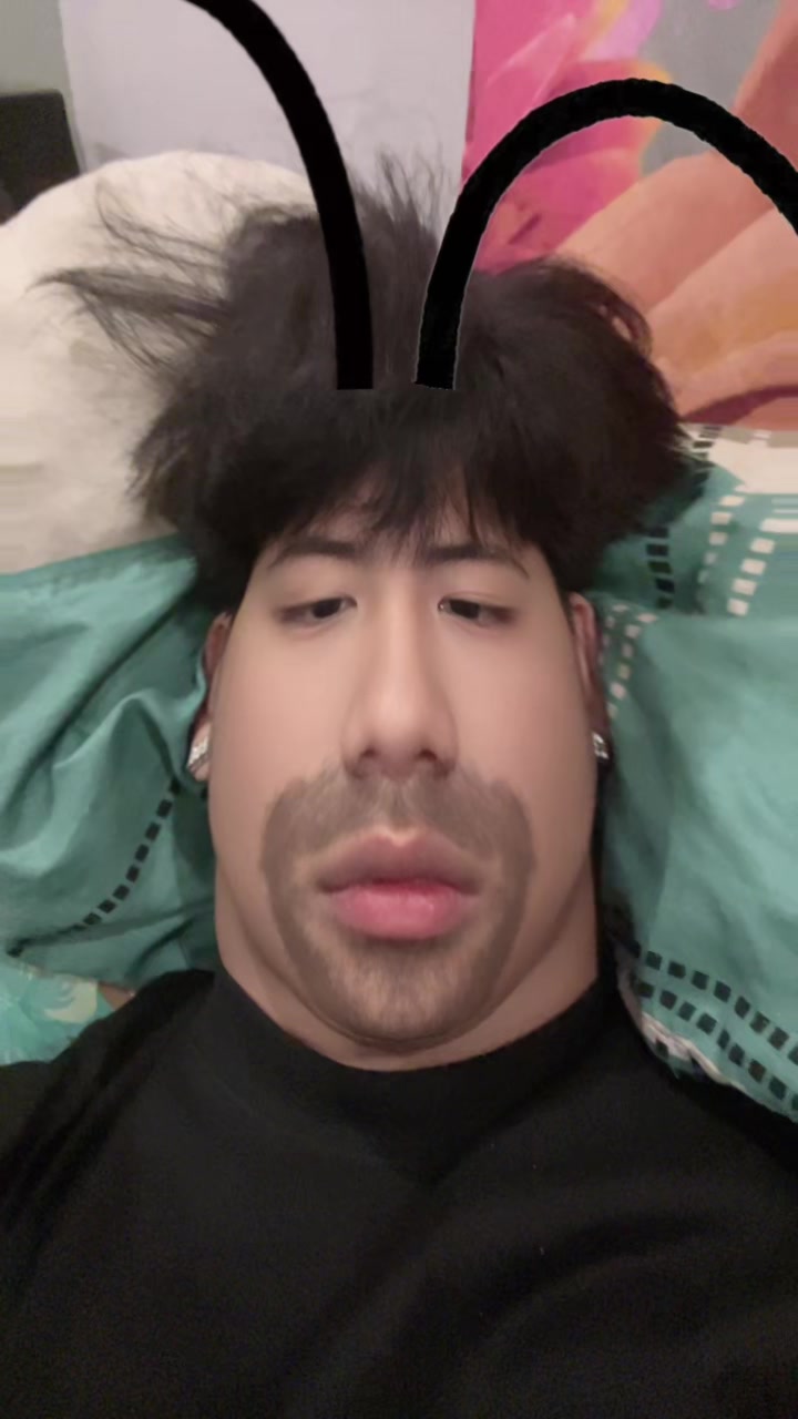 @𝓬𝓻𝓵
