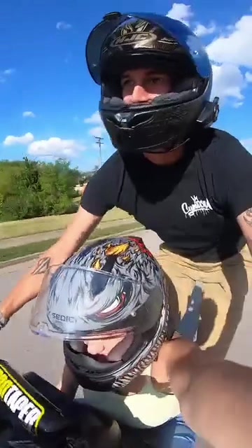 @Cody_cant_wheelie
