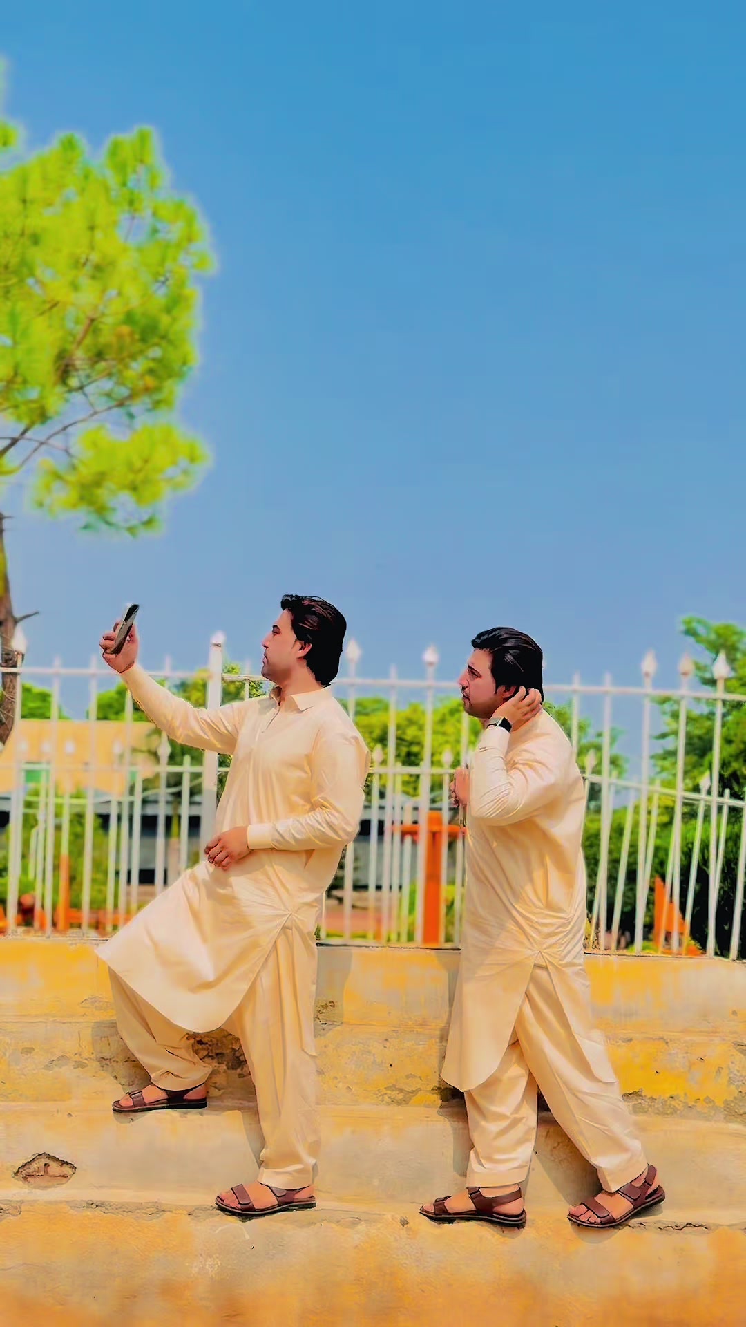@3(Brothers)🥰🔥