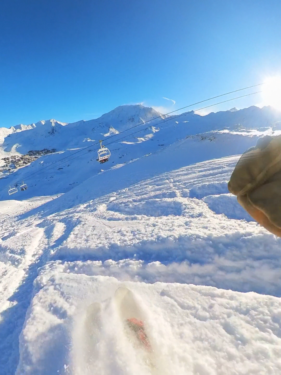 @cam_skis_pow