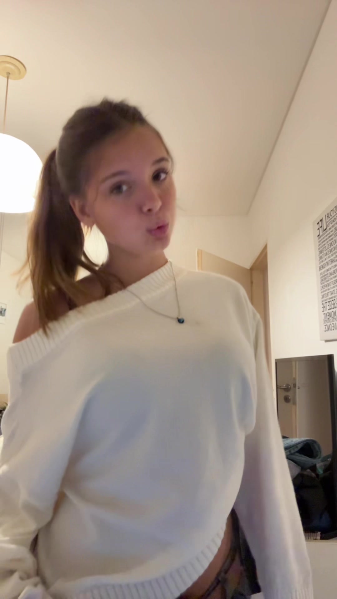 @Mo