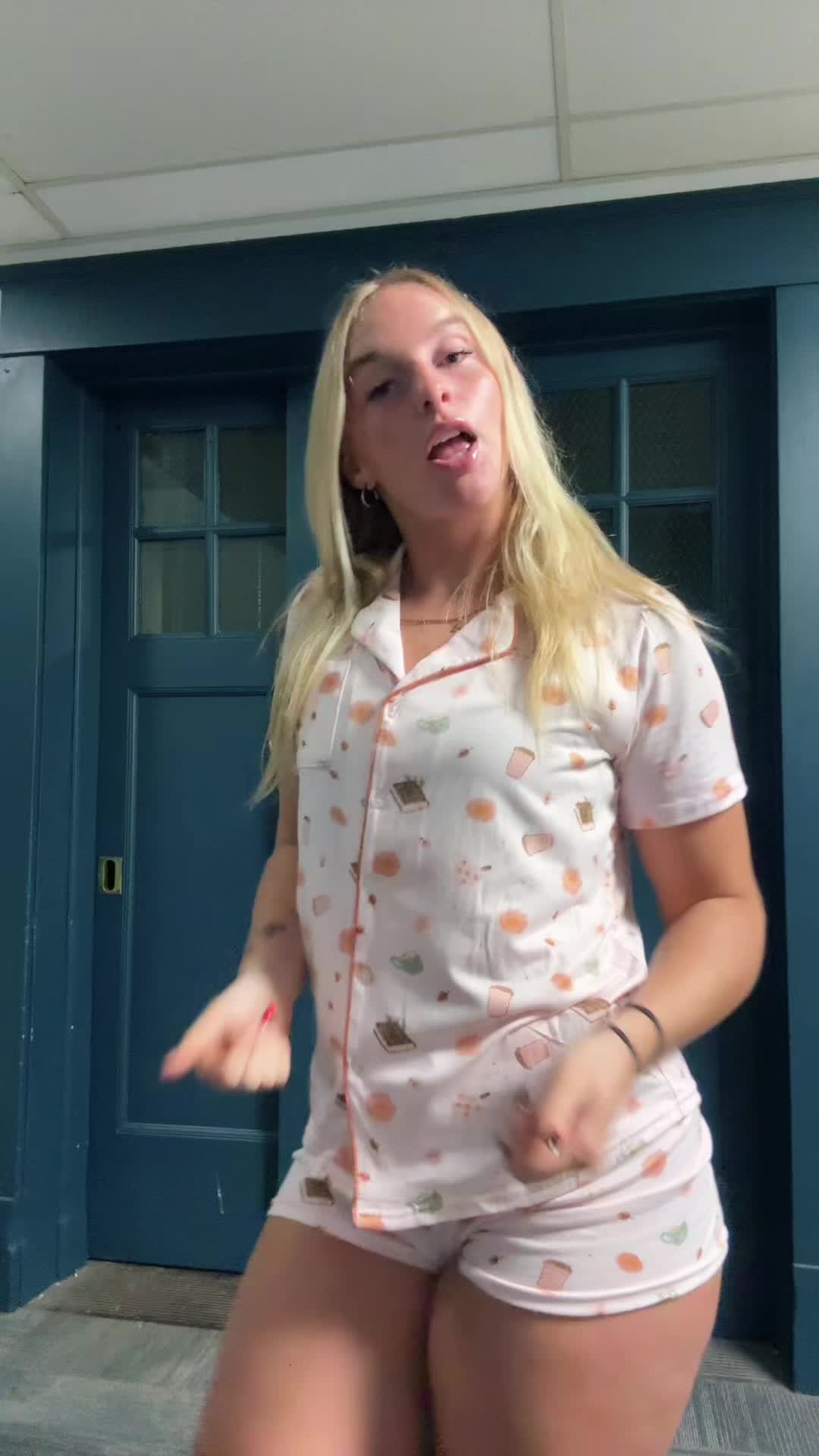 @Aubrey <3