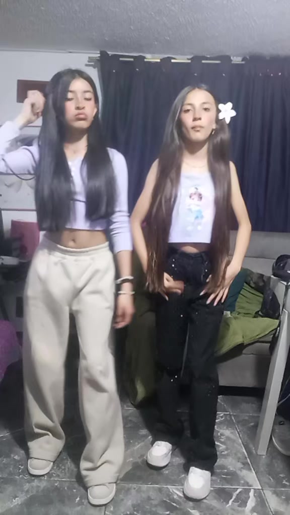 @Isabella โก๐