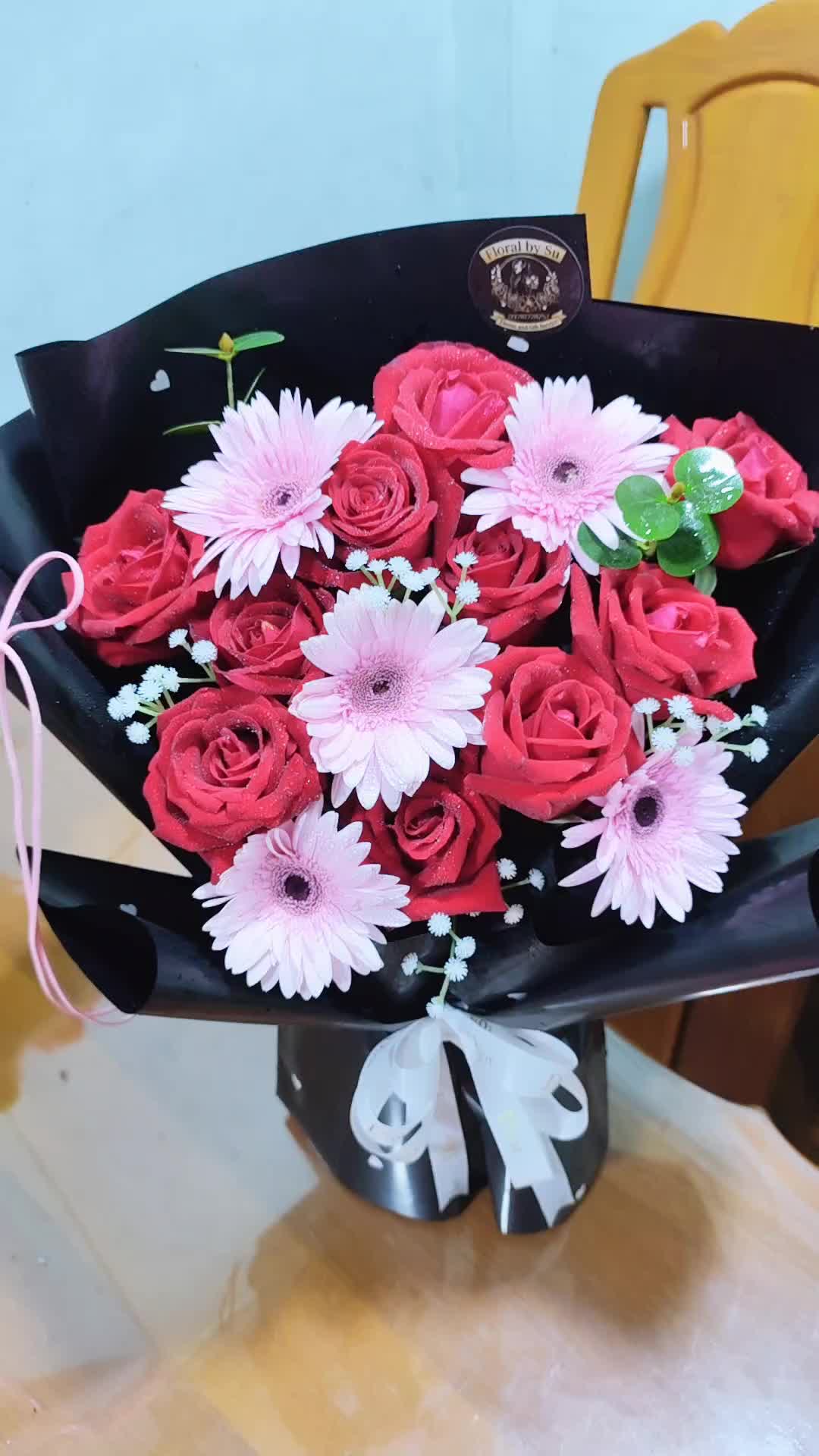 @SuNaingAung (Floral By Su)