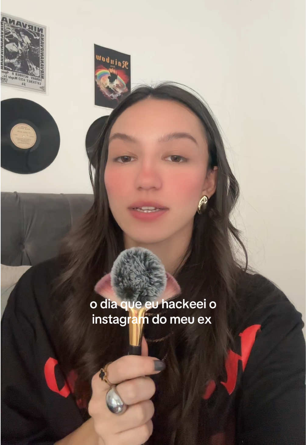@laura
