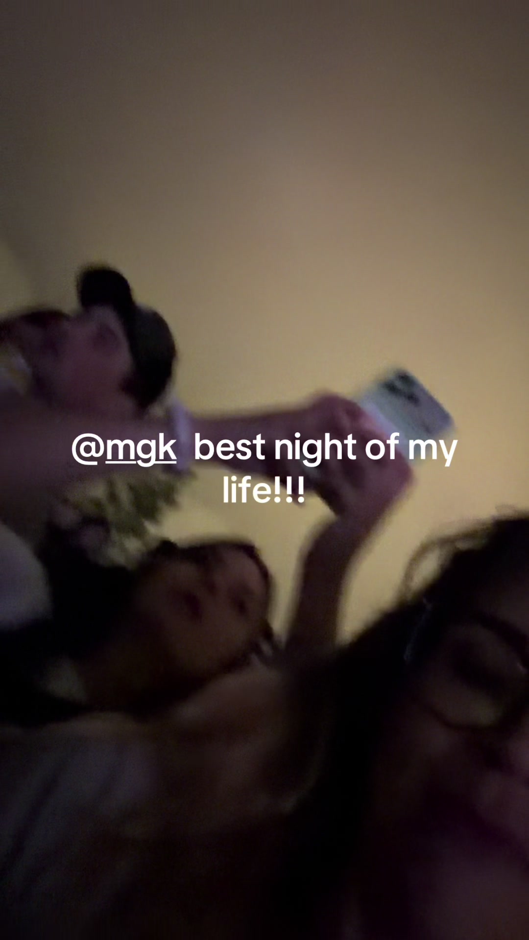 @AshMichelle