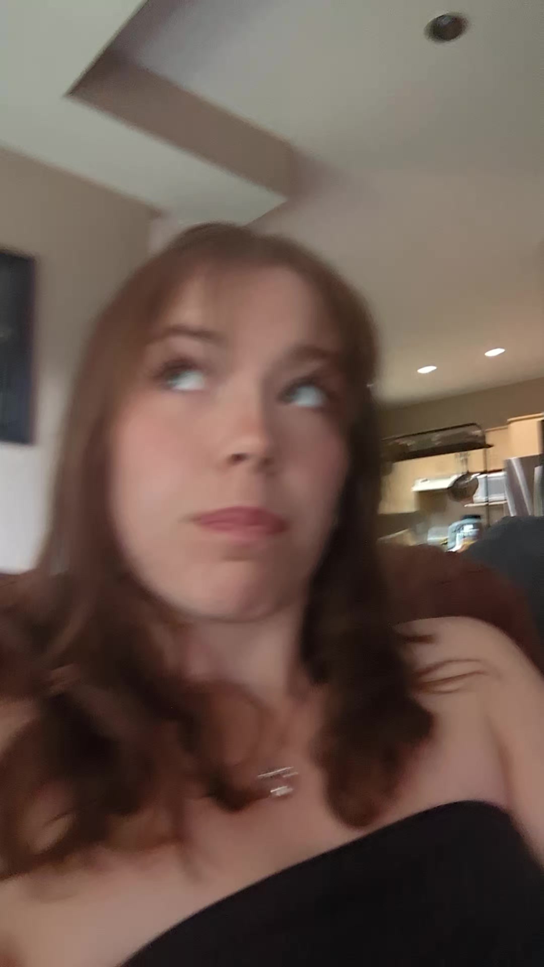 @￶