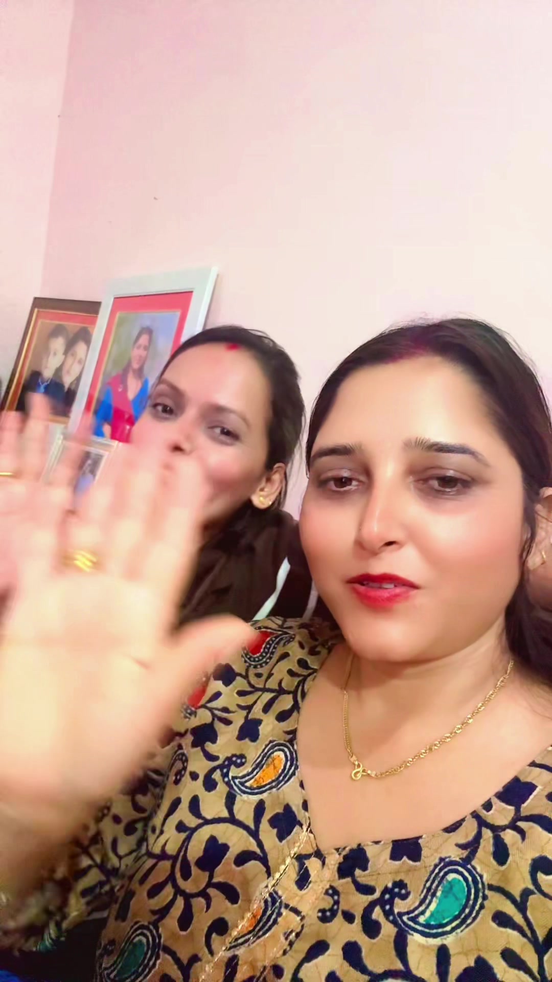 @Riyana aryal🇳🇵🇺🇸