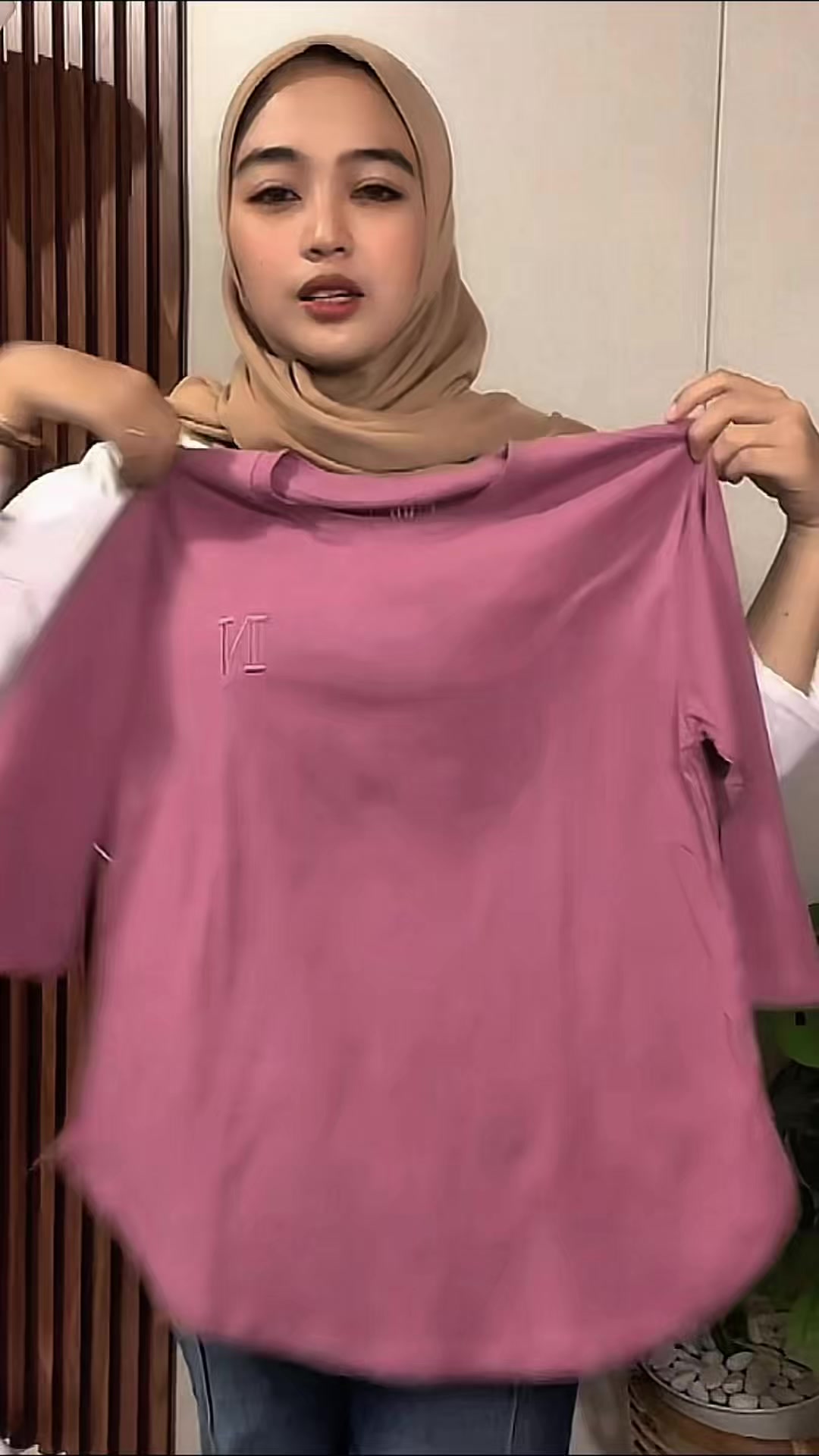@nailakharisma4