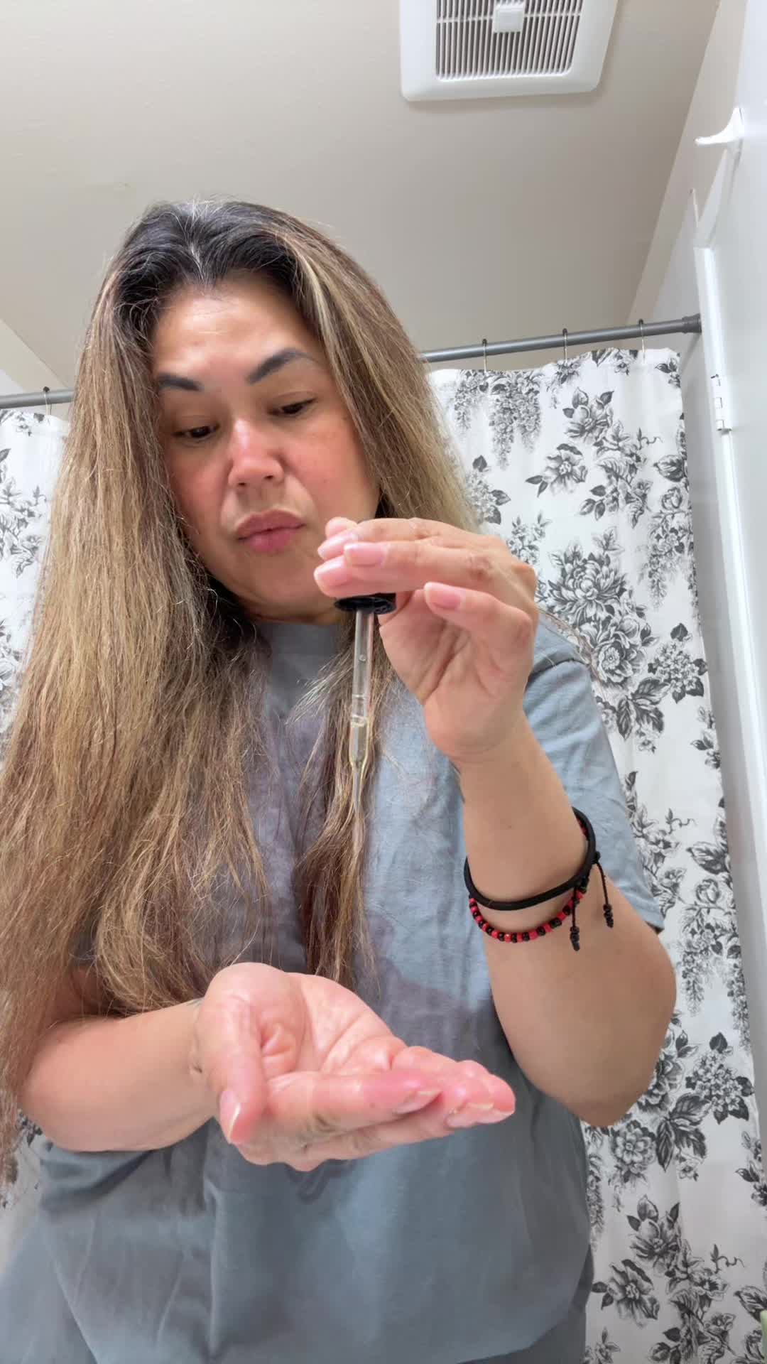 @Blingedbysonia