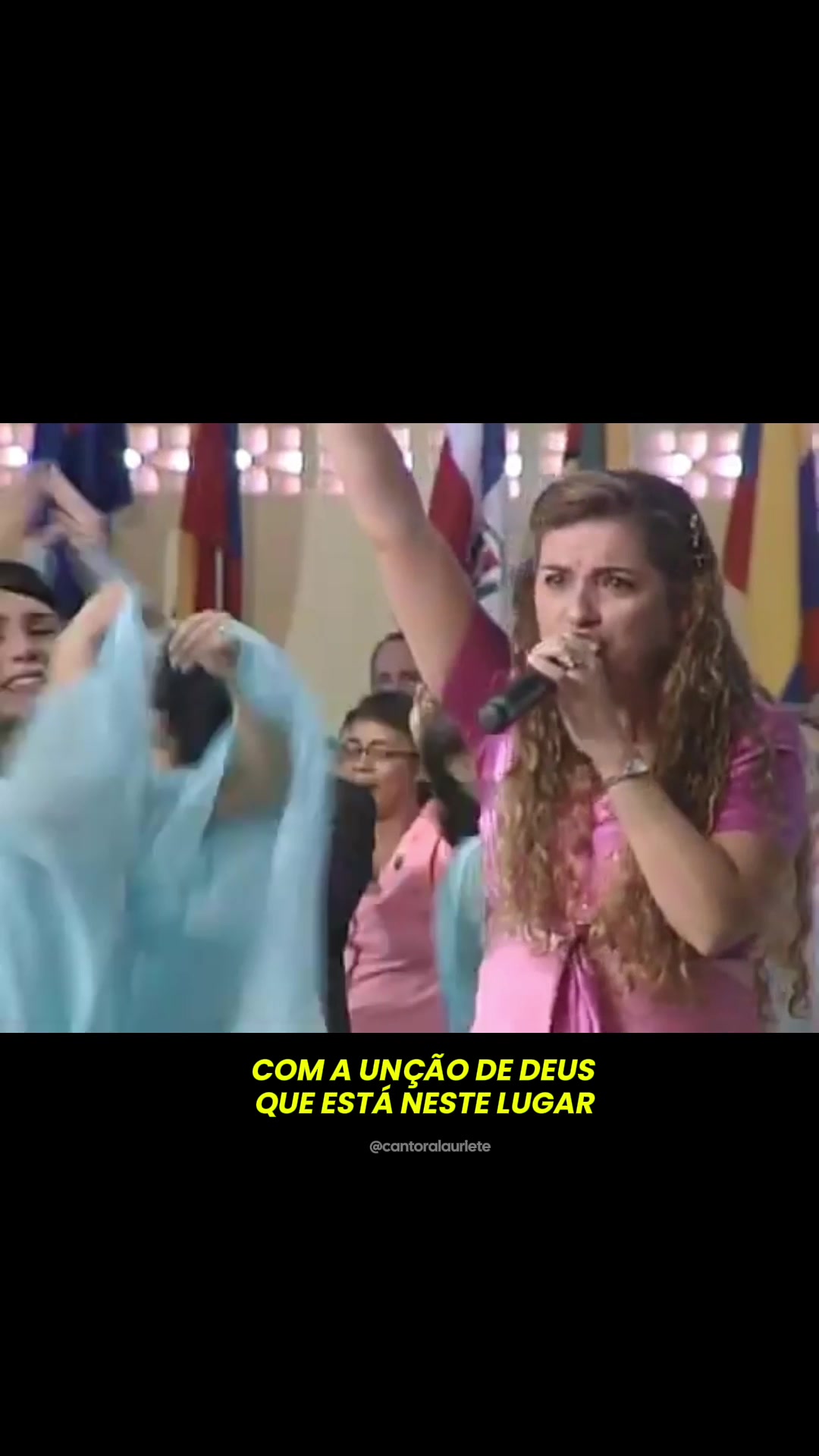@Cantora Lauriete Oficial
