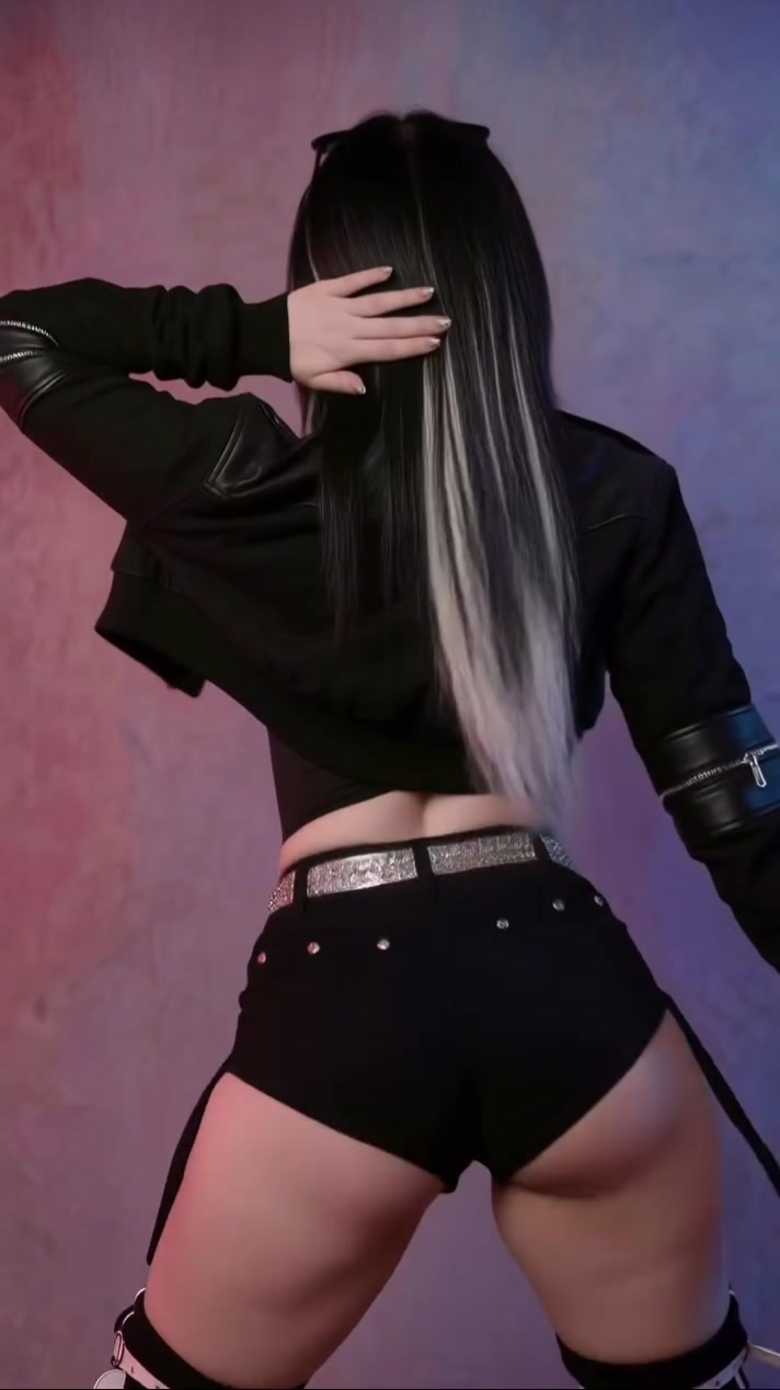 @Cos/goon Tiks