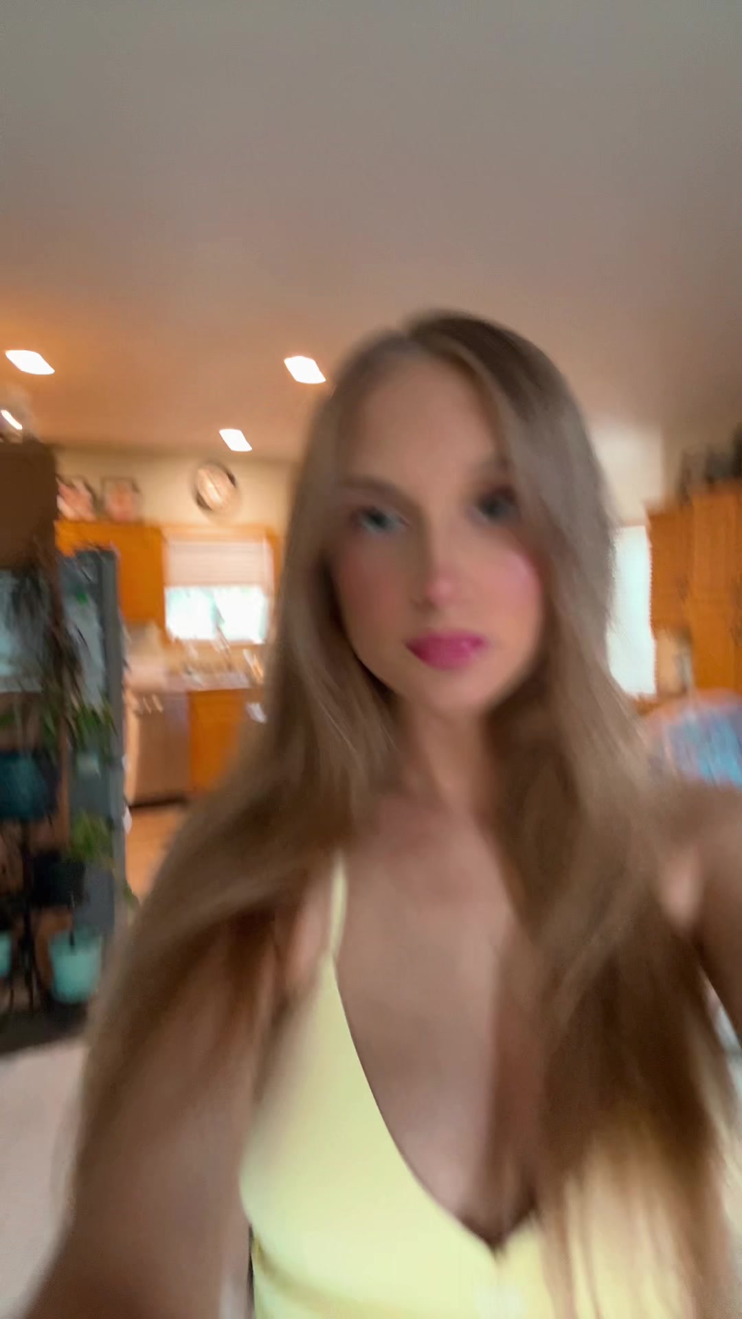@Mia