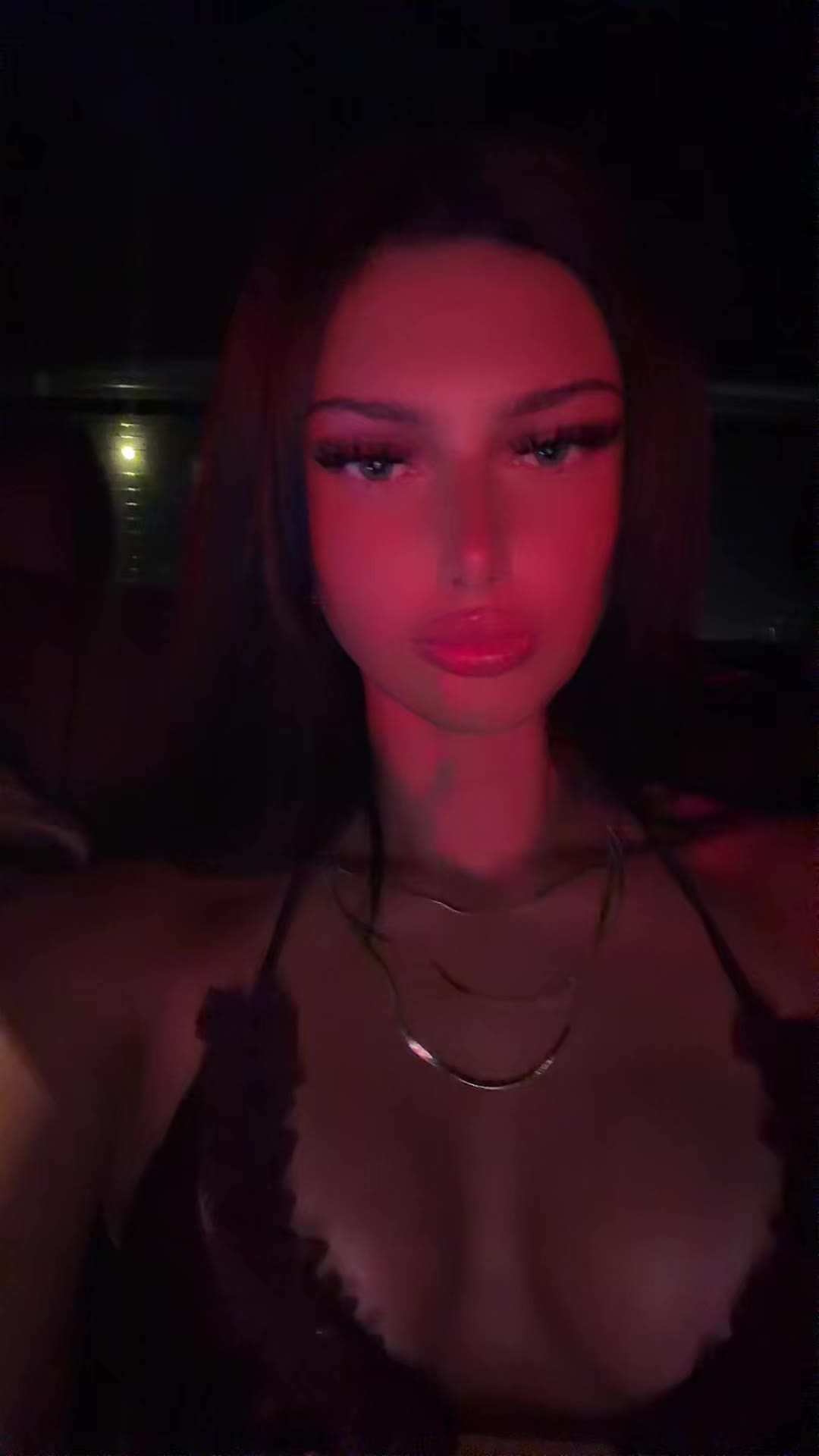 @whosavalolwhat