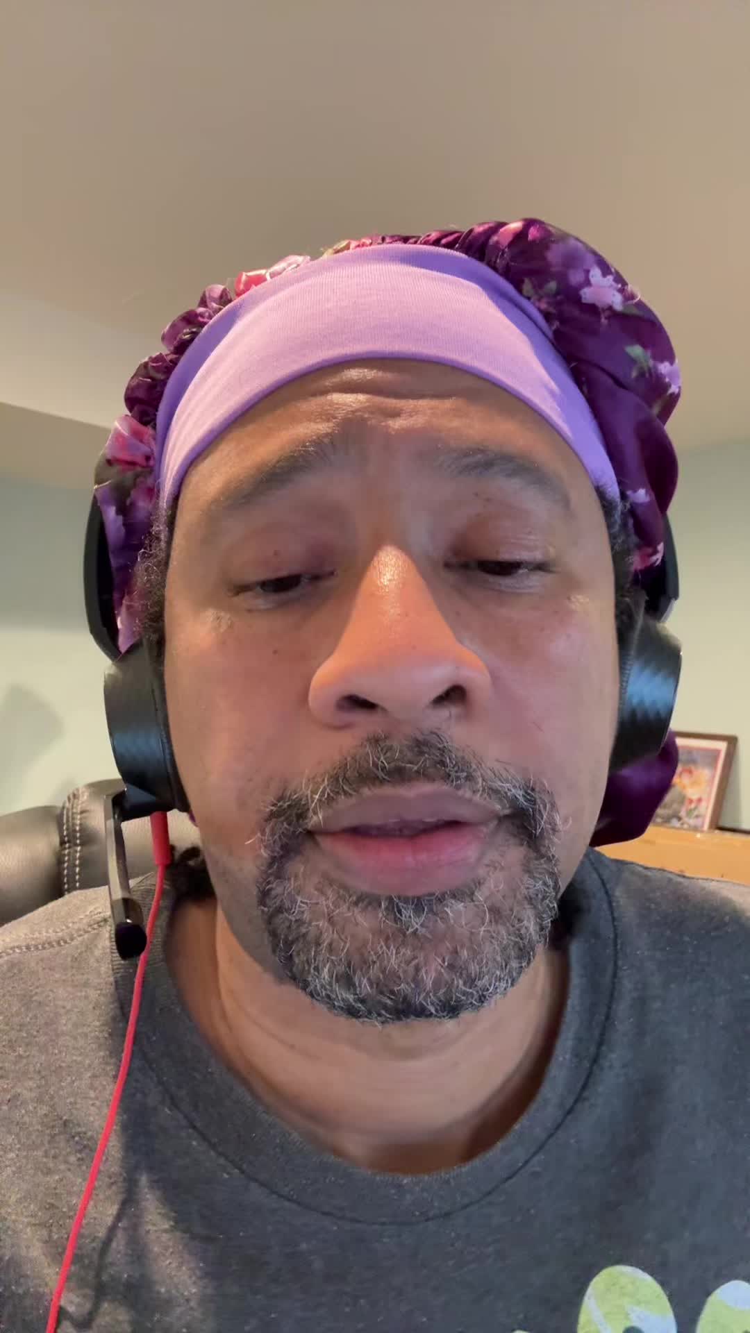 @Nostrildamus