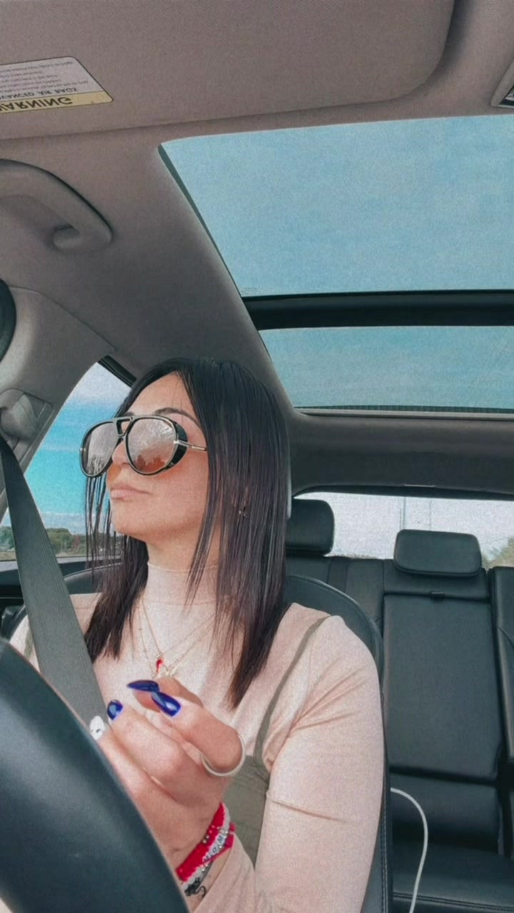 @^GioURivero