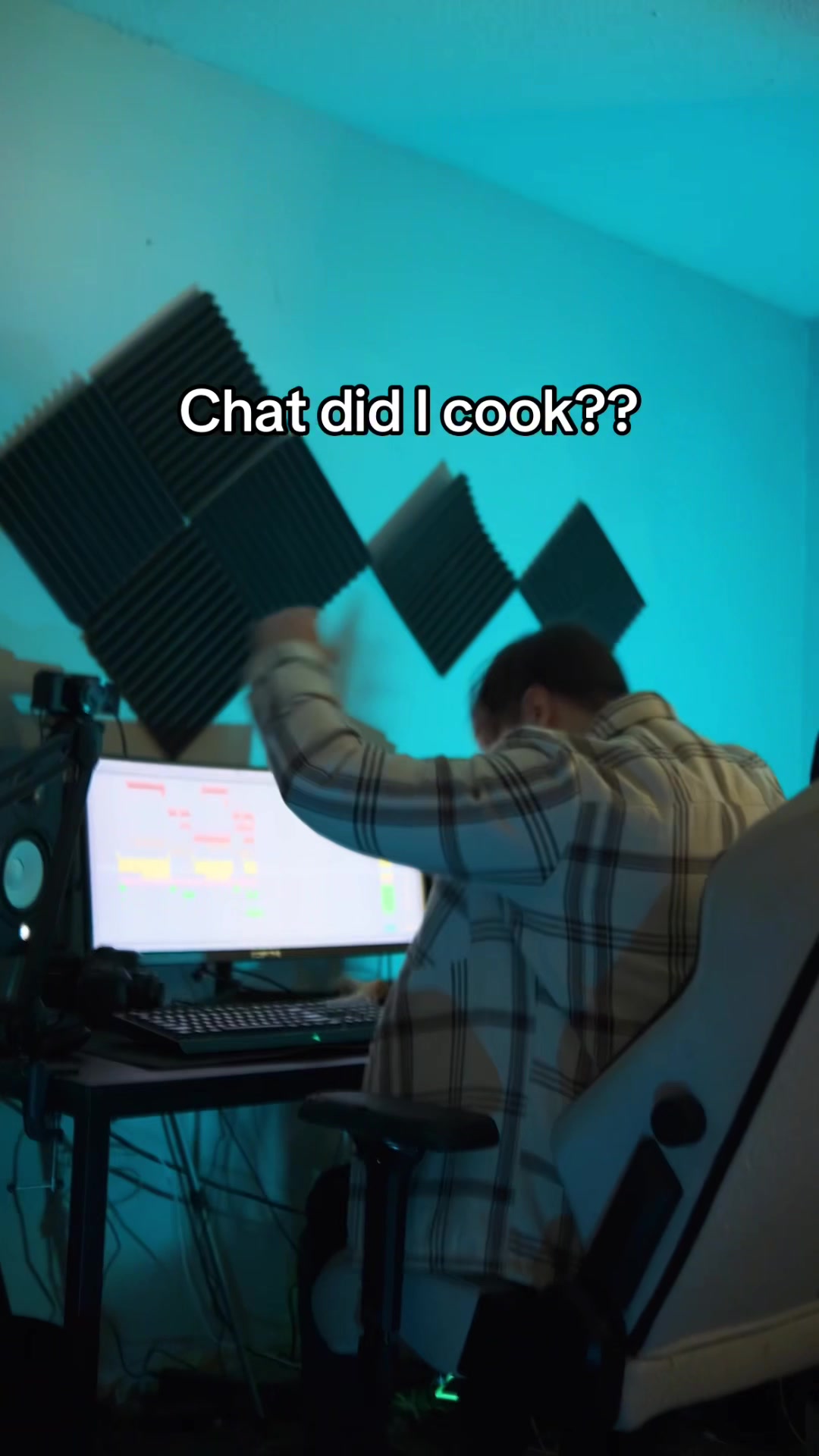 @KMKZ