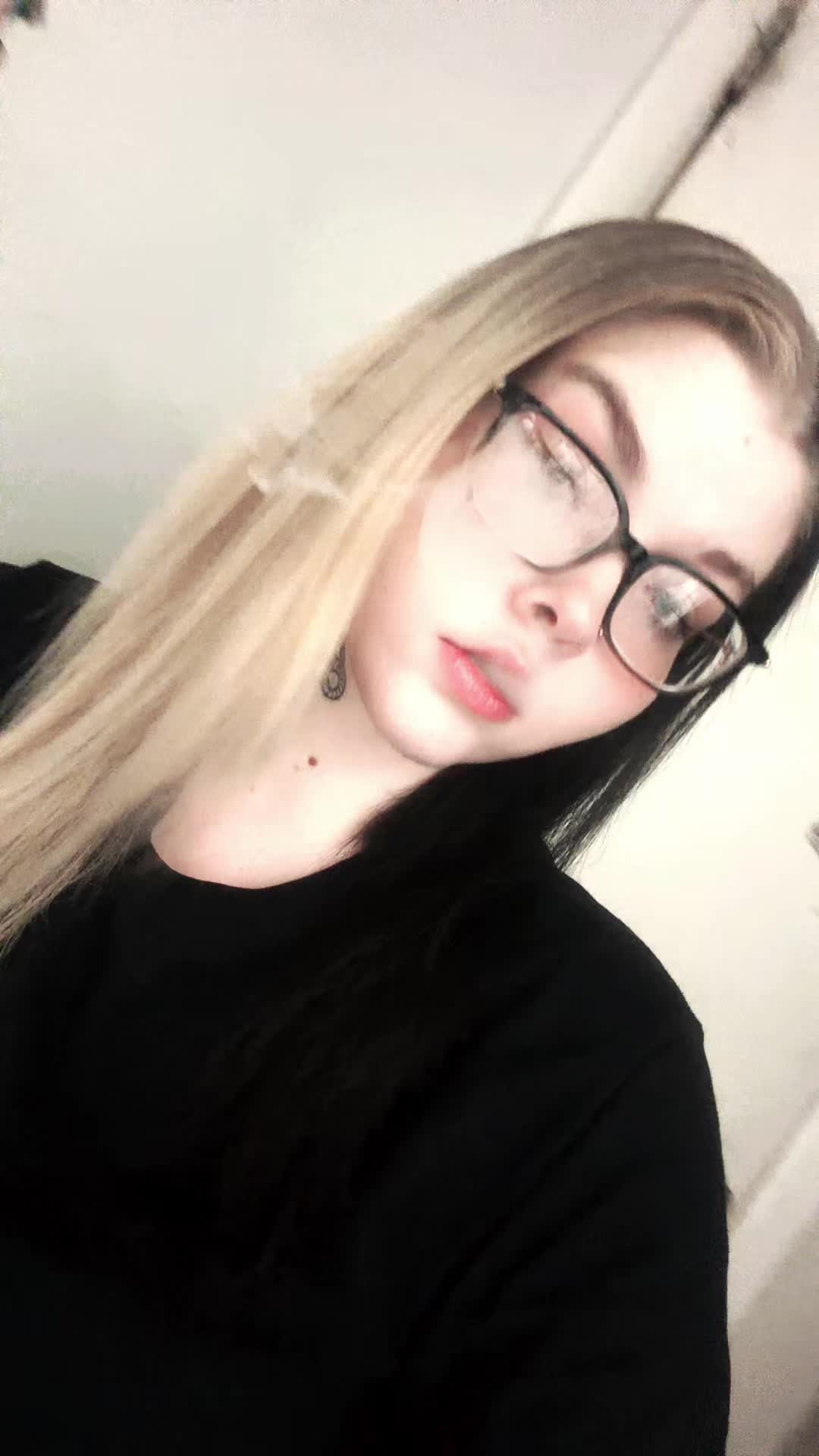 @Cara 🌸
