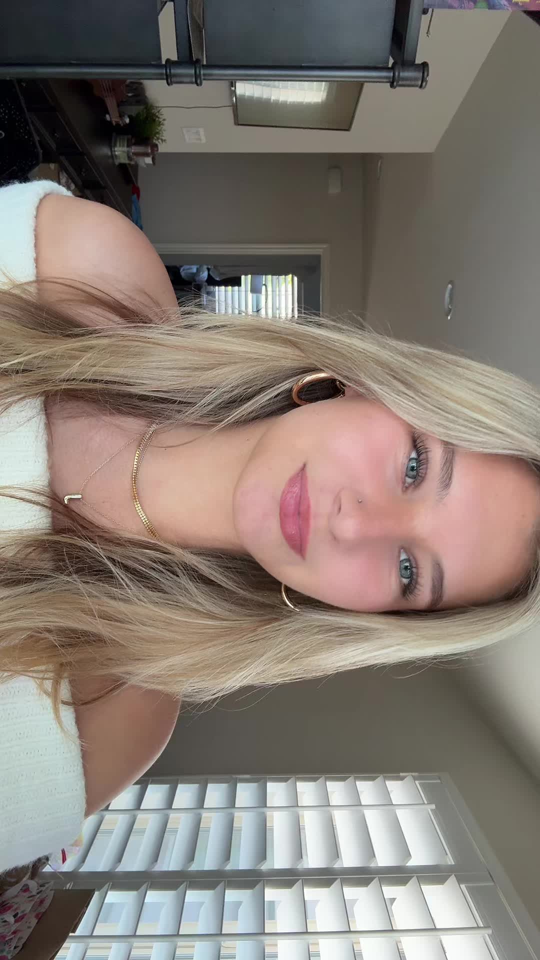 @lily
