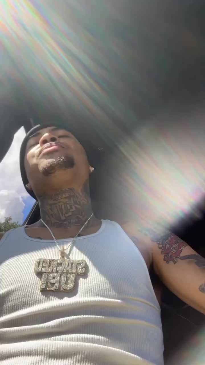@stackedup.dee