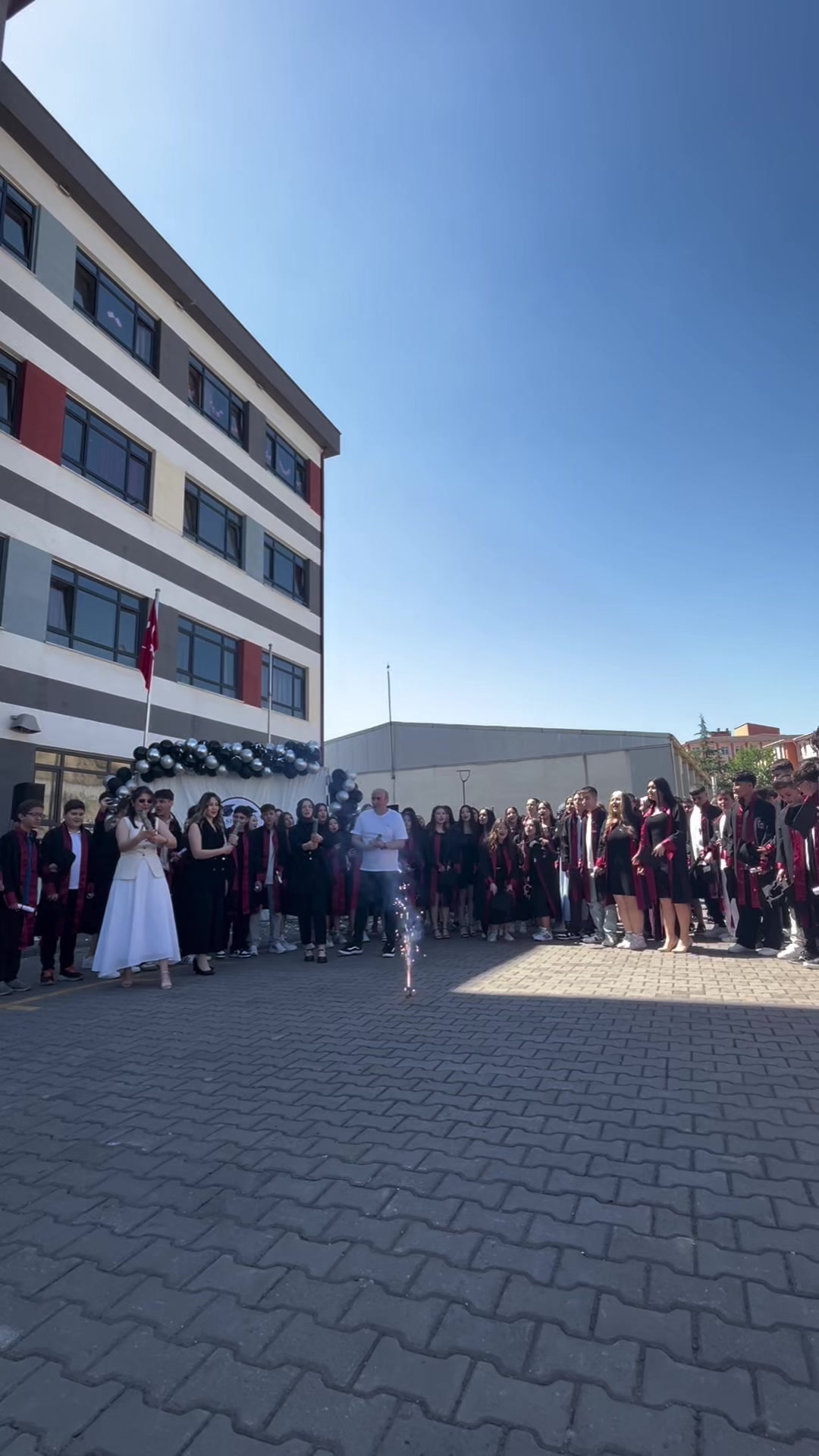 @Hacer T&uuml;men Karaoğlu